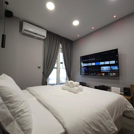 Dione Luxury Business Suite In The Heart Of Athen Eksteriør billede