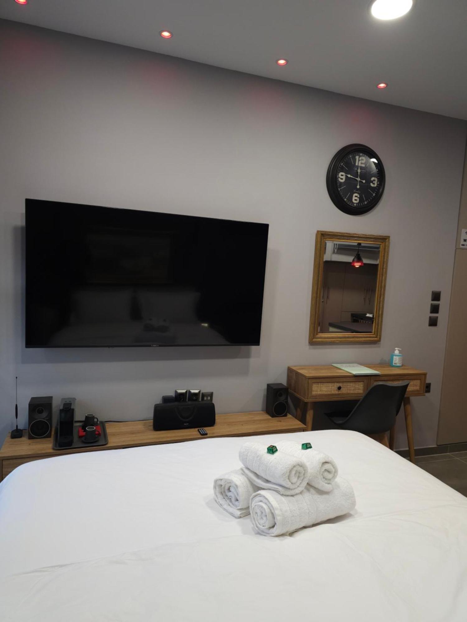Dione Luxury Business Suite In The Heart Of Athen Eksteriør billede