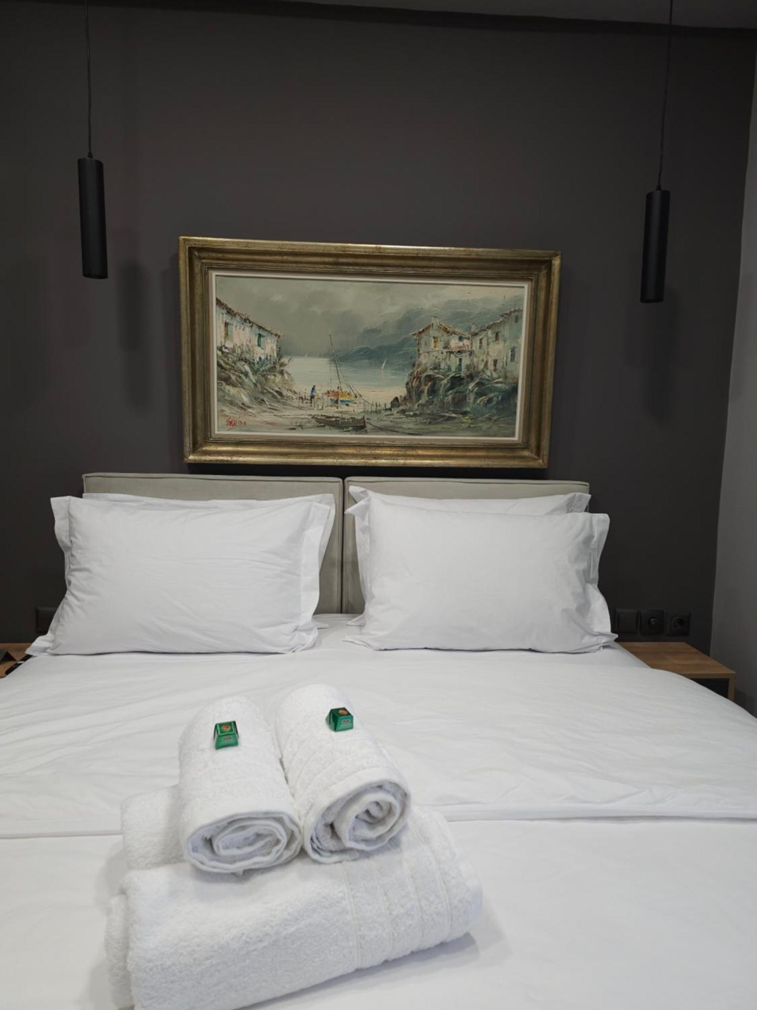 Dione Luxury Business Suite In The Heart Of Athen Eksteriør billede