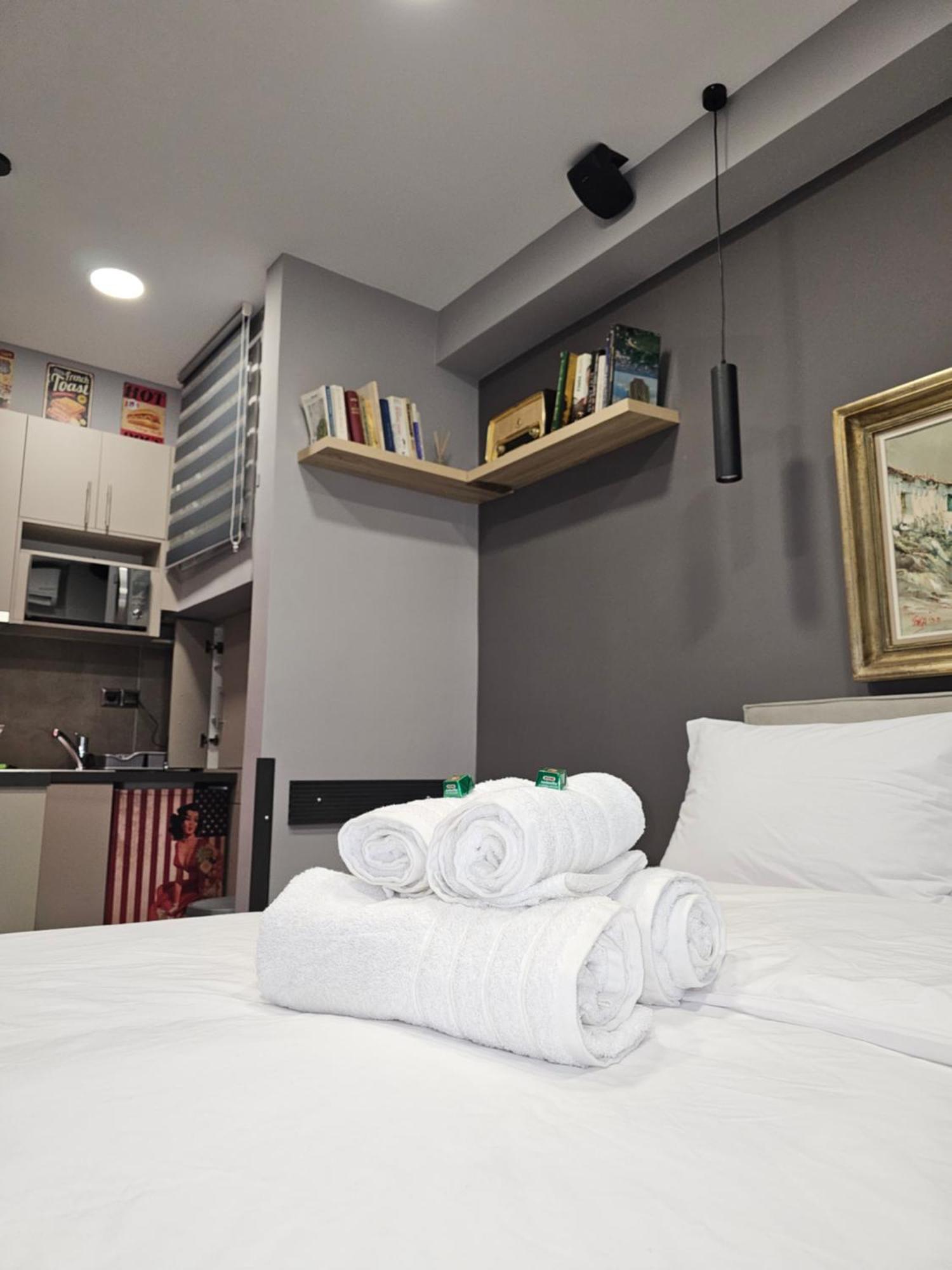 Dione Luxury Business Suite In The Heart Of Athen Eksteriør billede